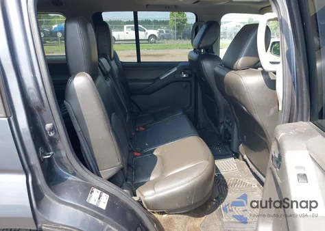 2012 Nissan Pathfinder Silver from USA, damaged, VIN 5N1AR1NB8CC627375